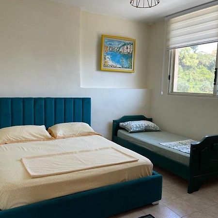 Lisus Apartment Вльора Екстер'єр фото